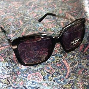 AJ Morgan sunglasses Uv protection NEW